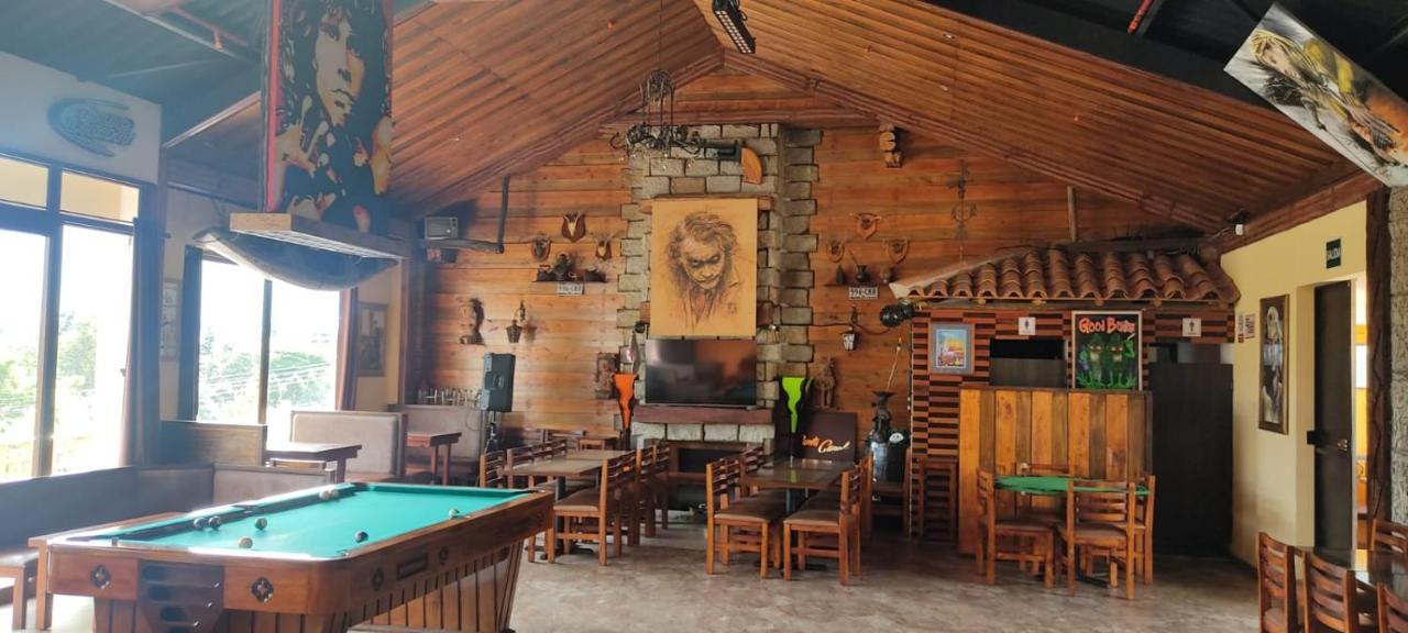 Hostel Santa Canela Куэнка Экстерьер фото