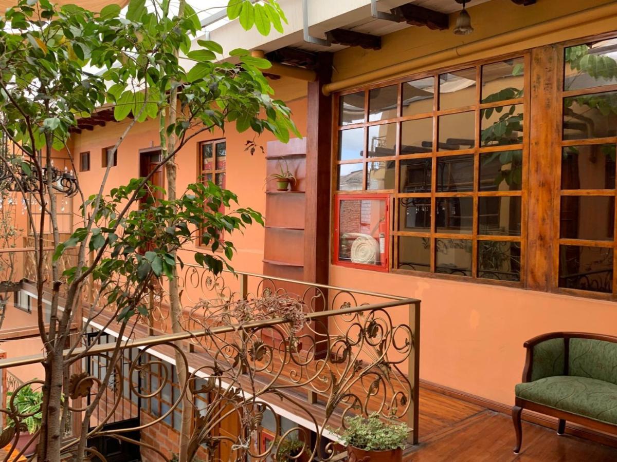 Hostel Santa Canela Куэнка Экстерьер фото